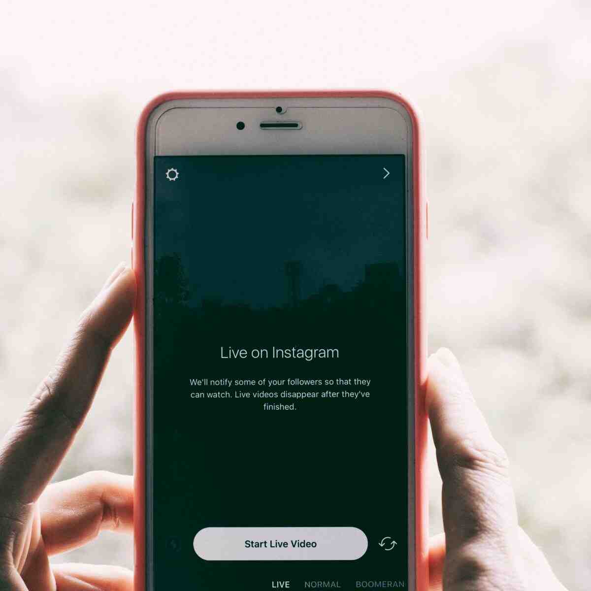 Comment partager une publication de quelqu'un sur Instagram ?